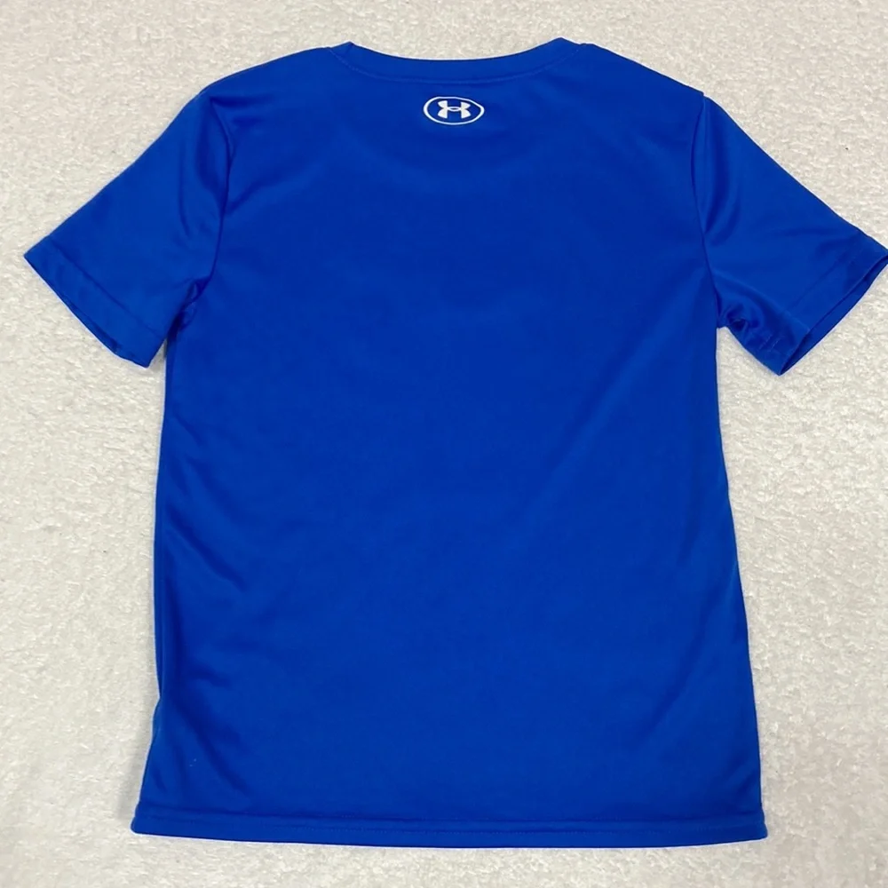 Underarmour heatgear blue short sleeve tee size 6